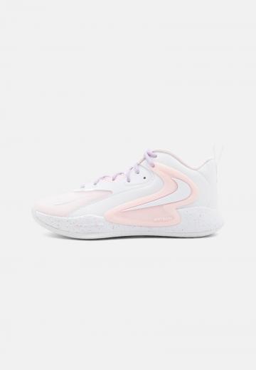 Кроссовки для зала