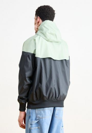 Куртка-дождевик