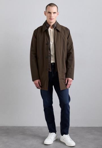 Короткое пальто