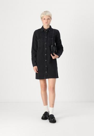 Джинсовое платье