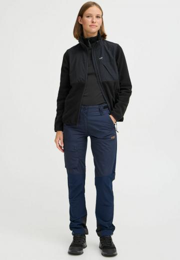 Блейзер с накладными карманами