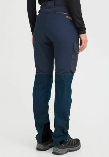 Блейзер с накладными карманами