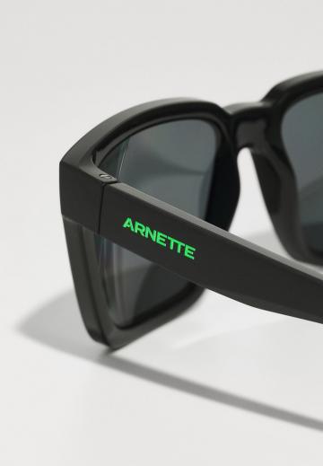 Солнечные очки