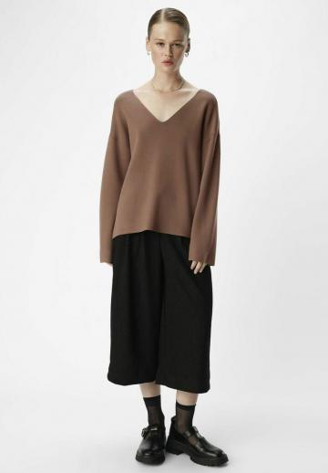 Длинный пуловер