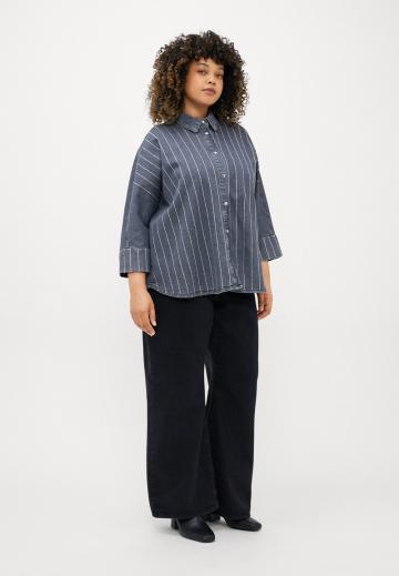 Джинсовая блузка