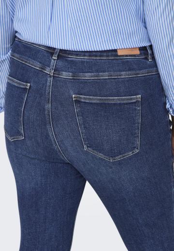 Джинсы