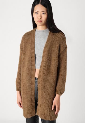 Жаккардовая вязаная кофта