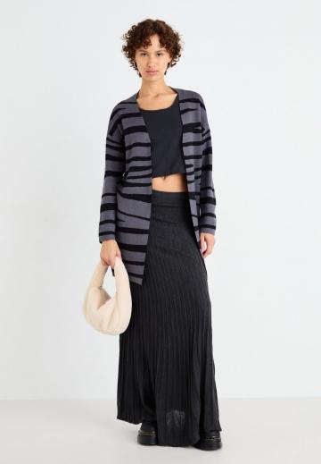 Длинный кардиган