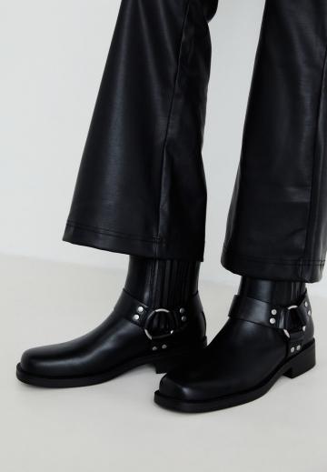 Ботинки челси