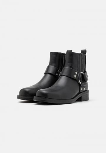 Ботинки челси