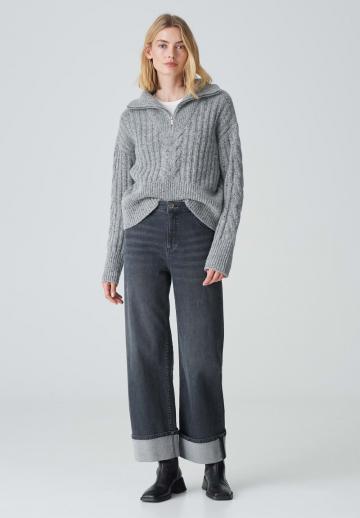 Прямые джинсы