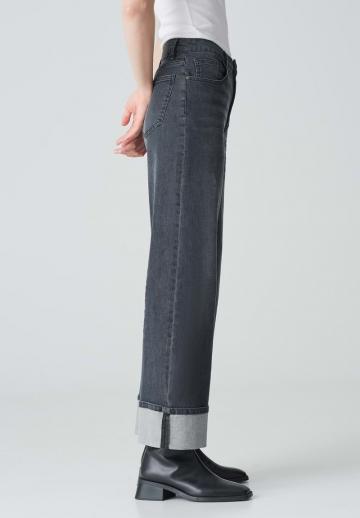 Прямые джинсы