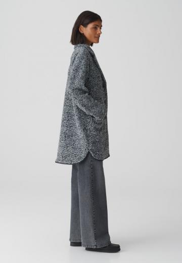 Короткое пальто