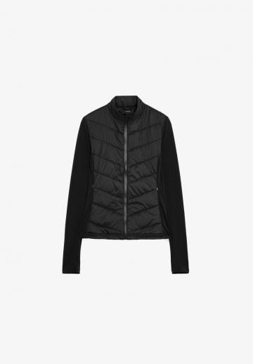 Спортивная куртка