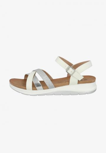 Босоножки на танкетке