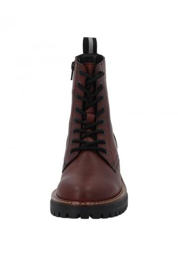 Ботинки на шнуровке