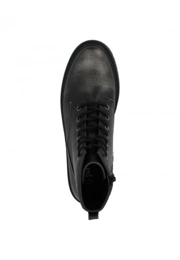 Ботинки на шнуровке