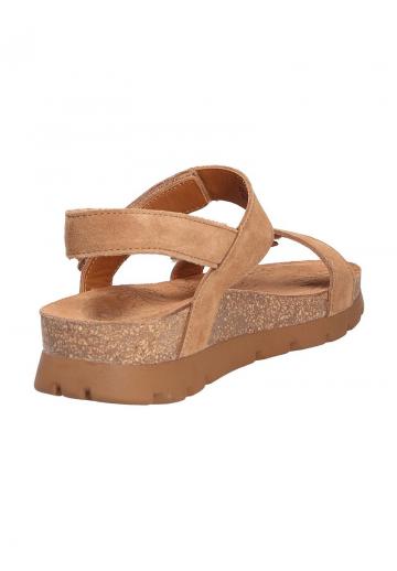 Босоножки на танкетке