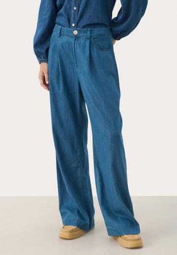 Свободные джинсы