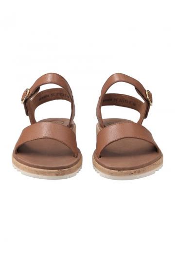 Босоножки на танкетке