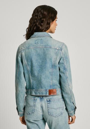 Джинсовая куртка