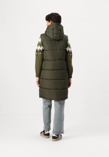 Длинная куртка