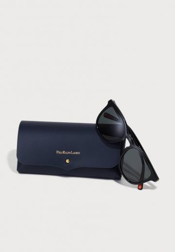 Солнечные очки