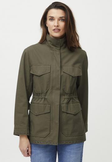 Куртка с накладнымит карманами