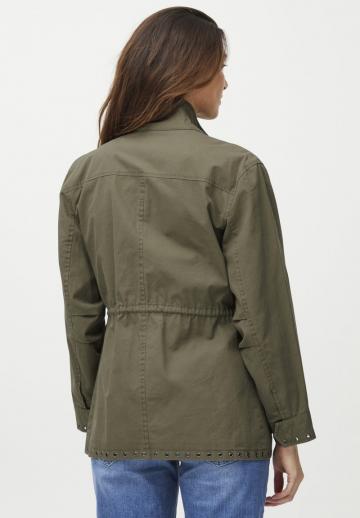 Куртка с накладнымит карманами