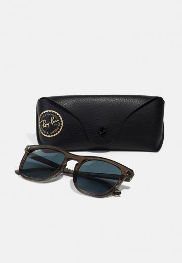 Солнечные очки