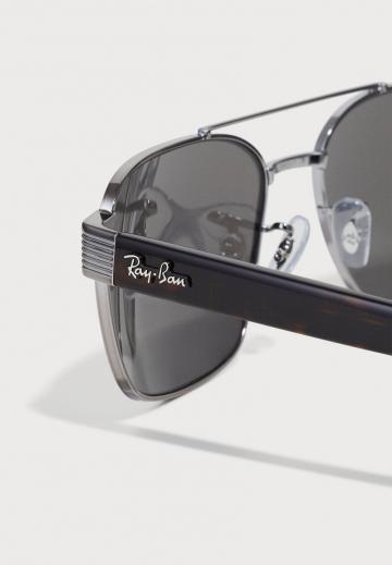 Солнечные очки