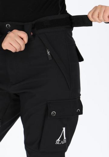 Брюки с накладными карманами