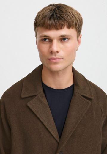 Шерстяное пальто