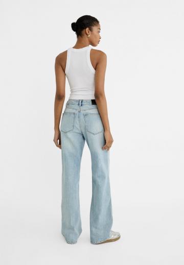 Прямые джинсы