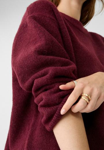 Длинный пуловер