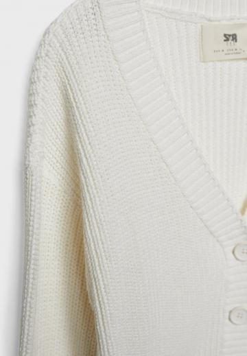 Вязаная кофта