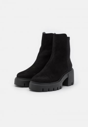 Полусапожки на платформе