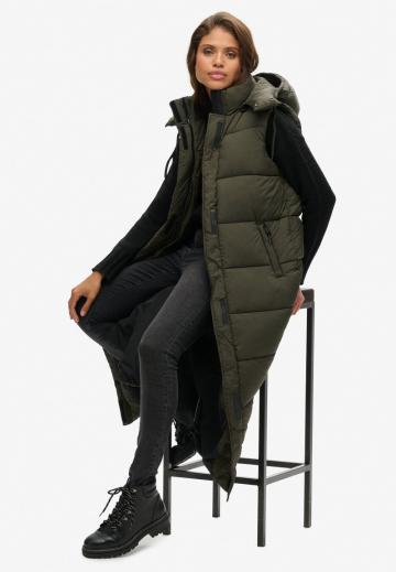 Длинный жилет