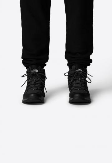 Походные ботинки