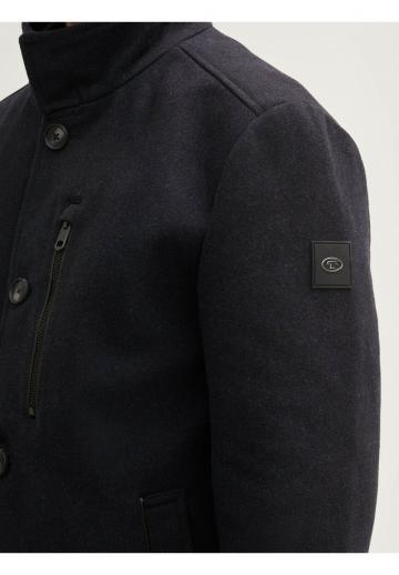 Короткое пальто