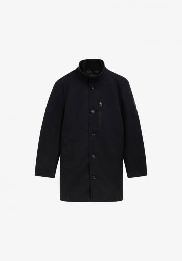 Короткое пальто