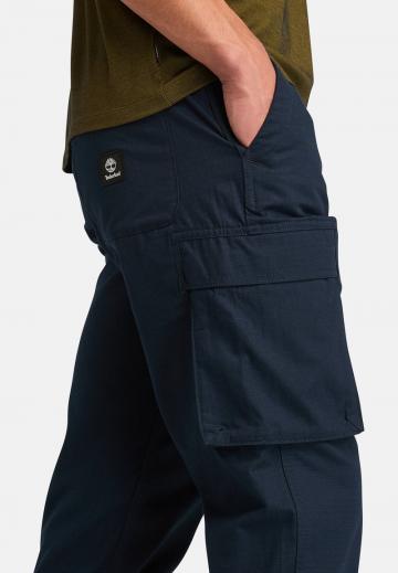 Брюки с накладными карманами