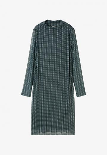 Платье футляр