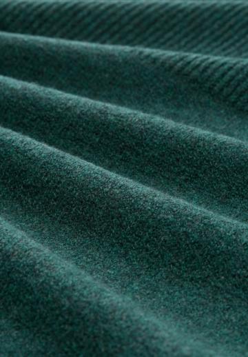 Вязаное платье