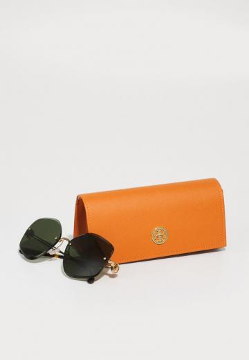 Солнечные очки