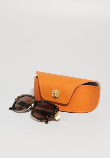 Солнечные очки