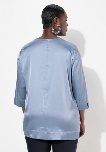 Атласная блузка