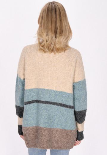 Длинный жилет