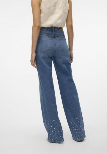 Свободные джинсы