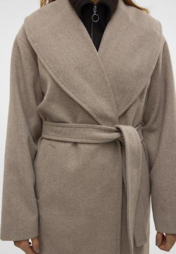 Шерстяное пальто